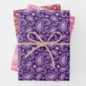 Feuille De Papier Cadeau Conception Paisley Colorée (En situation)