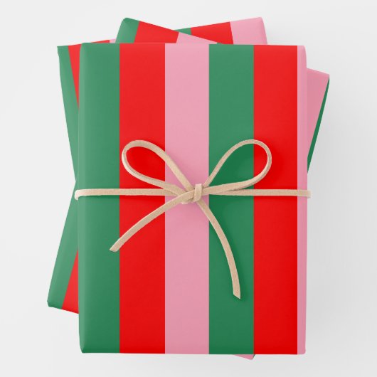 Feuille De Papier Cadeau Contemporary Christmas Stripes  (En situation)