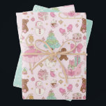 Feuille De Papier Cadeau Coquette Christmas Ballerina<br><div class="desc">Feuille de papier à envelopper Ballerina de Noël Coquette. Pour plus de décoration de fête,  cadeaux,  papeterie et articles de maison comme celui-ci,  cliquez sur "SimiSwimStudio" pour voir le reste de la boutique!</div>