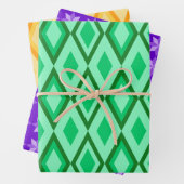 Feuille De Papier Cadeau Couleurs chaudes (En situation)