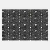 Feuille De Papier Cadeau Crânes et fleurs Goth (Devant)