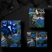 Feuille De Papier Cadeau Crânes et Roses bleus | Cool Funky Dark Grunge