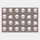 Feuille De Papier Cadeau Crânes sur arrière - plan osseux (Devant)