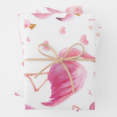 Feuille De Papier Cadeau Crowned Flamingo – Luxe Island Vibes (En situation)