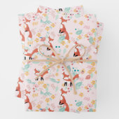 Feuille De Papier Cadeau Cute Fox Floral Rose Design (En situation)