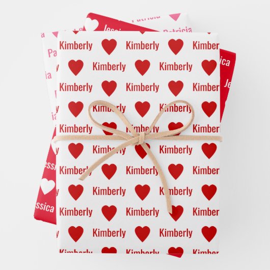Feuille De Papier Cadeau Cute Hearts Pattern Individually Personalized  (En situation)