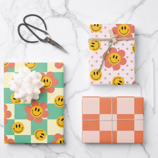 Feuille De Papier Cadeau Cute Retro motifs en damier avec fleurs (Recto)