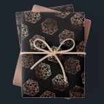 Feuille De Papier Cadeau Dés RPG | Joueur de rôle de table Red Old School<br><div class="desc">"It's beginning to look a lot like Critmas!" That means it's GAME ON! with GEEK CHIC GAMER XMAS THEME! Novelty RPG design perfect for any old school tabletop pen/pencil and paper (PnP) fantasy role player featuring a 20-sided dnd polyhedral dice with a natural 20 crit roll for the roleplaying magical...</div>