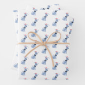 Feuille De Papier Cadeau Dessin bleu chien Cheeky Chien Noël  (En situation)