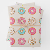Feuille De Papier Cadeau Donuts avec arrosage (En situation)