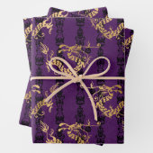 Feuille De Papier Cadeau Dragons d'or sur violet (En situation)