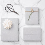Feuille De Papier Cadeau Élégant Argent et Blanc Coeur Décoratif Charms<br><div class="desc">Ce papier d'emballage cadeau présente un motif délicieux de charmes de coeur décoratifs dans des couleurs argentées et blanches intemporelles. C'est un choix idéal pour les mariages, les 25e anniversaires, les fiançailles, les propositions, la Saint-Valentin, les anniversaires, ou toute célébration romantique pour les couples. © Wafa Y. Dahdal - Tous...</div>
