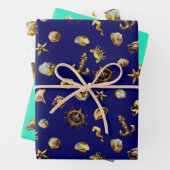 Feuille De Papier Cadeau Elégant Côtier Thème Nautique Bleu et Blanc (En situation)