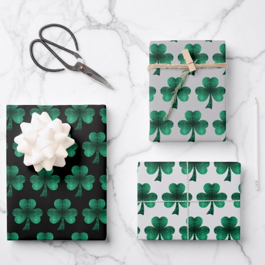Feuille De Papier Cadeau Emerald Green Sparkles Shamrock motif noir (Recto)
