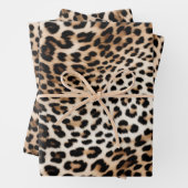 Feuille De Papier Cadeau Empreinte de léopard blanc chic (En situation)