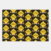 Feuille De Papier Cadeau En construction avec des cônes (Devant 3)