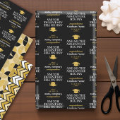 Feuille De Papier Cadeau Et Donc L'Aventure Commence - Graduation Moderne