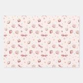 Feuille De Papier Cadeau Étoiles de ruban rose fraise Coeurs (Devant)