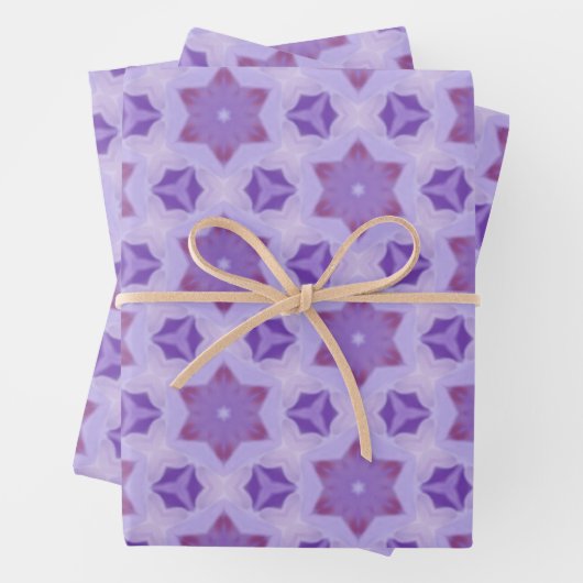 Feuille De Papier Cadeau Étoiles violettes (En situation)