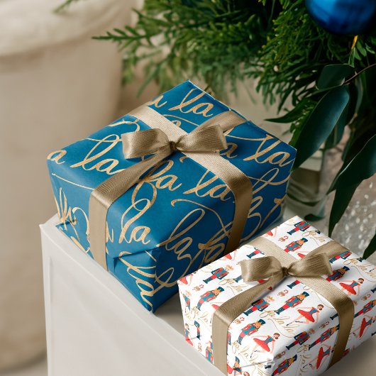 Feuille De Papier Cadeau Fa La La Christmas Nutcracker Caractères