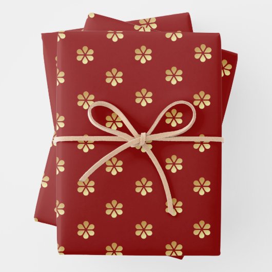 Feuille De Papier Cadeau Festive tendance Noël Rouge & Gold Daisy (En situation)