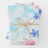 Feuille De Papier Cadeau Fleur rose bleue motif découpage élégant (En situation)