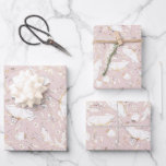 Feuille De Papier Cadeau Fleur sauvage d'or dessiné à la main Motif Elégant<br><div class="desc">Papiers d'emballage rose pâle motif</div>