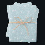 Feuille De Papier Cadeau Fleurs blanches sur fond bleu<br><div class="desc">Trois feuilles de papier d'emballage présentent des contours de fleurs d'hibiscus blanches tropicales sur un fond bleu pâle (ou de la couleur de votre choix). Beau papier cadeau pour anniversaire,  mariage,  anniversaire de mariage ou toute autre occasion. PLUS de couleurs dans notre boutique.</div>