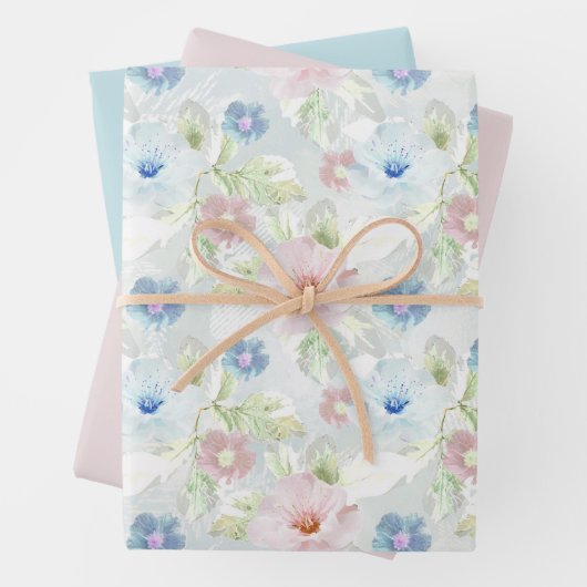 Feuille De Papier Cadeau Fleurs d'aquarelle rose et bleu. (En situation)