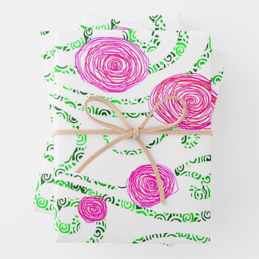 Feuille De Papier Cadeau Floral rose et vert (En situation)
