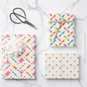 Feuille De Papier Cadeau Fournitures scolaires Crayons Cœurs Motif
