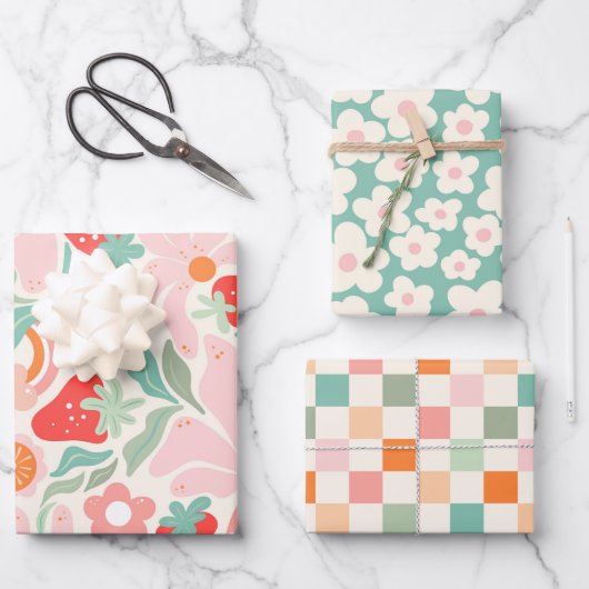 Feuille De Papier Cadeau Fraise rétro (Recto)