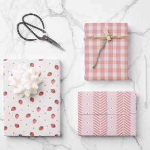 Feuille De Papier Cadeau Fraises Sucrées Fraises à carreaux roses et margue