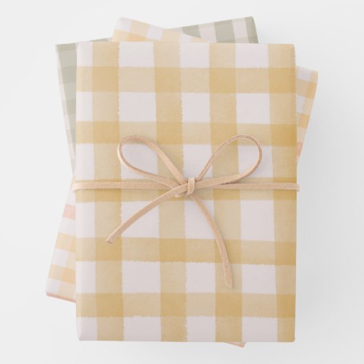 Feuille De Papier Cadeau Gingham Aquarelle Vert Jaune (En situation)