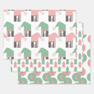 Feuille De Papier Cadeau Gnomes de Noël roses Arbres et décorations