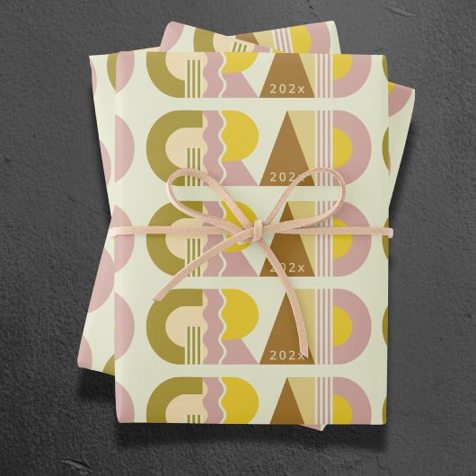 Feuille De Papier Cadeau Graduation class of 2026 retro