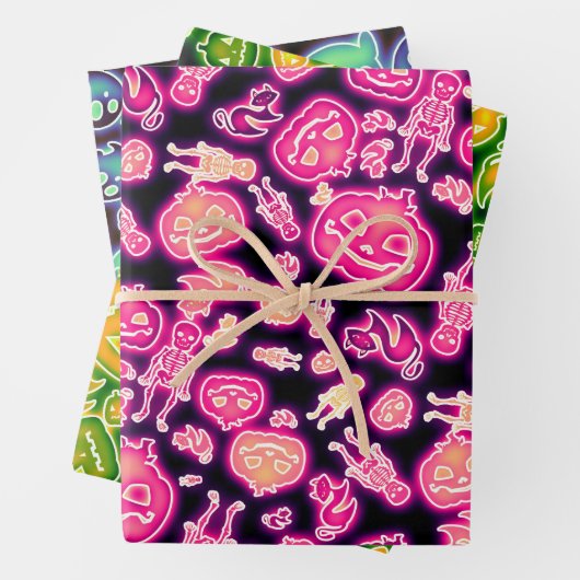 Feuille De Papier Cadeau Halloween brillant (En situation)