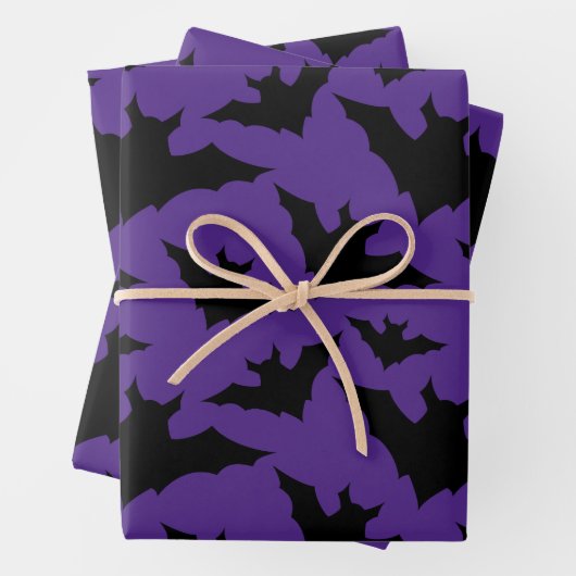Feuille De Papier Cadeau Halloween chauves-souris violet cool éffrayant mot (En situation)