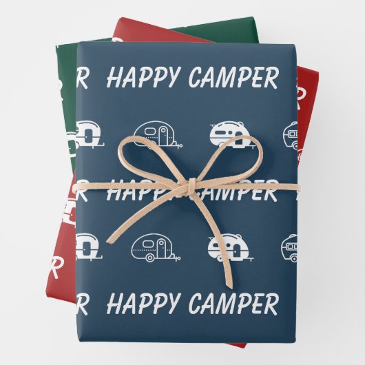 Feuille De Papier Cadeau Happy Camper Cute Retro RV en bleu, rouge et vert (En situation)