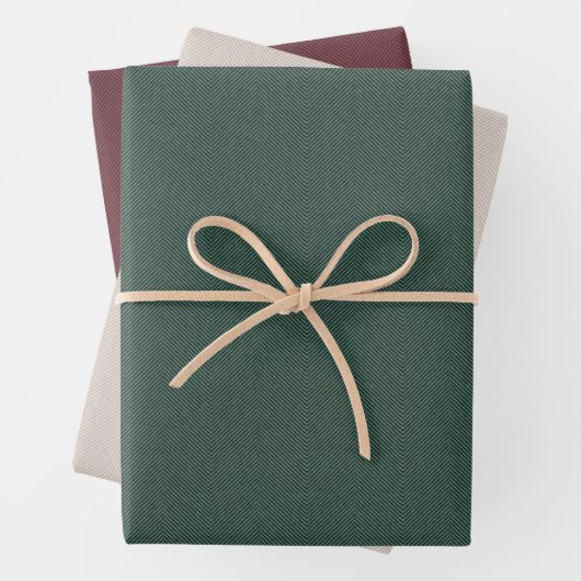 Feuille De Papier Cadeau Herringbone tweed effect burgundy green natural (En situation)