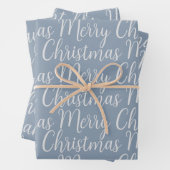 Feuille De Papier Cadeau Hiver Dusty Blue Noël Script Holiday (En situation)