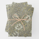 Feuille De Papier Cadeau Honeysucké Delight William Morris Larkspur (En situation)