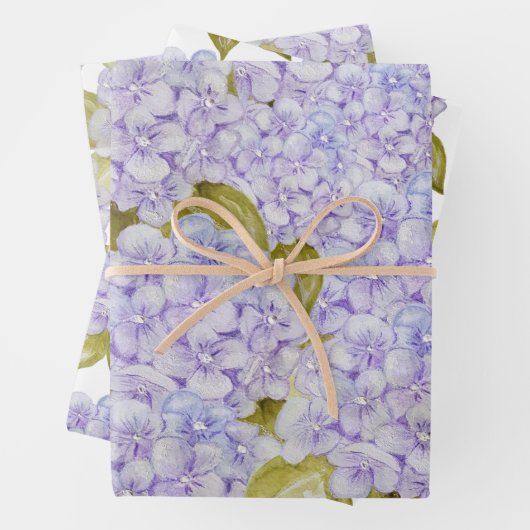 Feuille De Papier Cadeau Hydrangea Nuances De Violet Bleu (En situation)