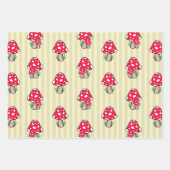 Feuille De Papier Cadeau Illustration du petit champignon (Devant)