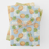 Feuille De Papier Cadeau Jeu d'ananas en orange, bleu et vert (En situation)