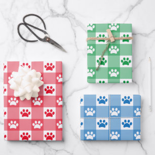 Feuille De Papier Cadeau Joli motif à carreaux rouge vert bleu avec emprein