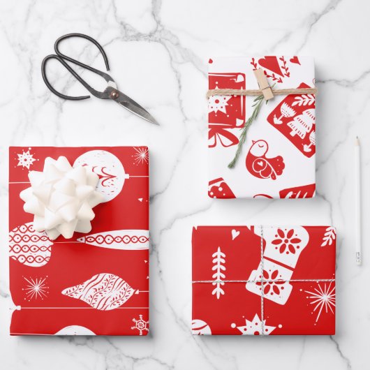 Feuille De Papier Cadeau Joli Motif de Noël scandinave rouge et blanc (Recto)