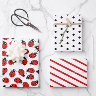 Feuille De Papier Cadeau Joli Motif rouge et noir Ladybug