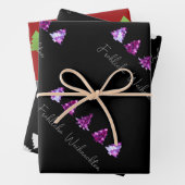 Feuille De Papier Cadeau Joyeux sapins noirs et roses (En situation)