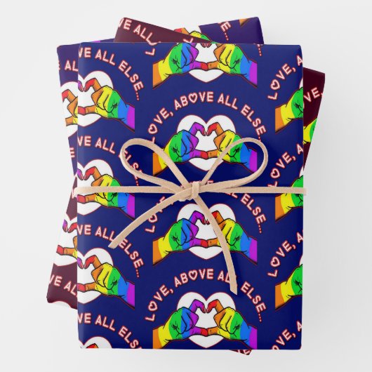 Feuille De Papier Cadeau L'amour avant tout le reste (En situation)